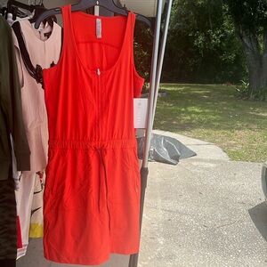 Athletica dress expedition edition size 2, orange